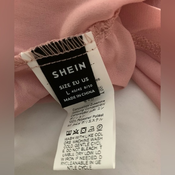 SHEIN Women’s Pink Asymmetrical Top w/Rose Detail, Off-The-Shoulder; Size L - Picture 3 of 6